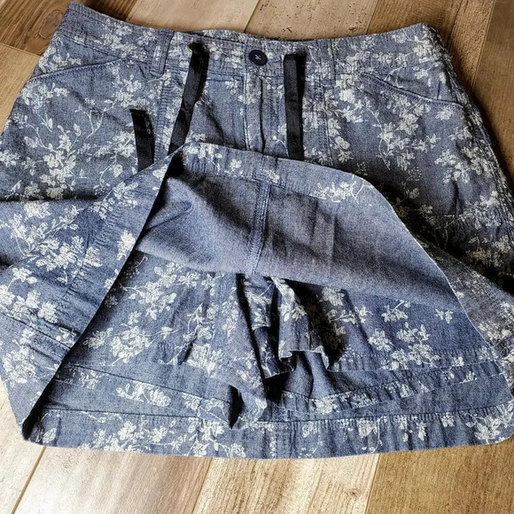 White Stag Blue Floral Skort Size 6 100% Cotton RN 52469 - Picture 5 of 12